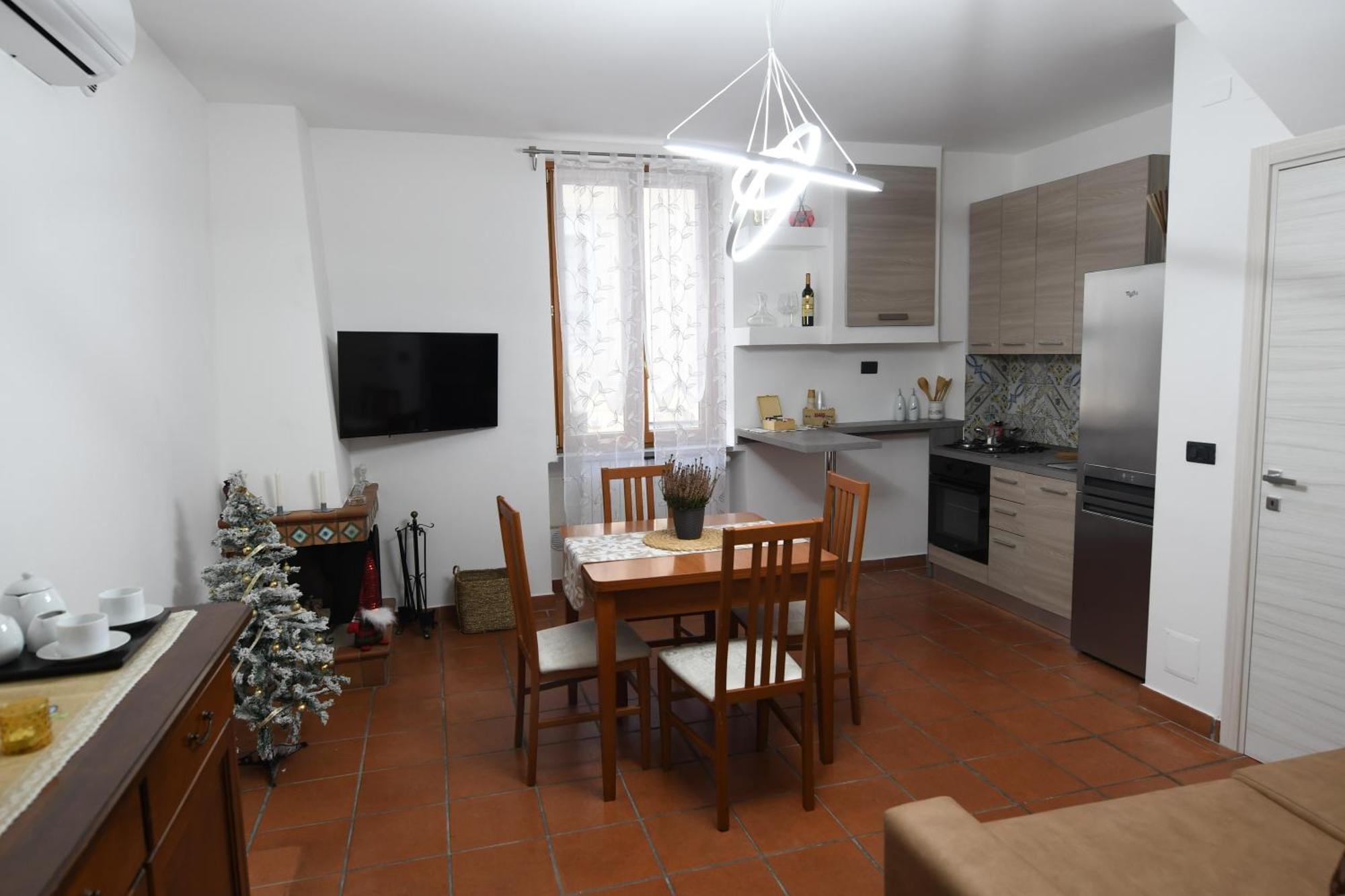 Casa Da Passaro Vicina Ad Ospedale, Stadio E Marina * Salerno