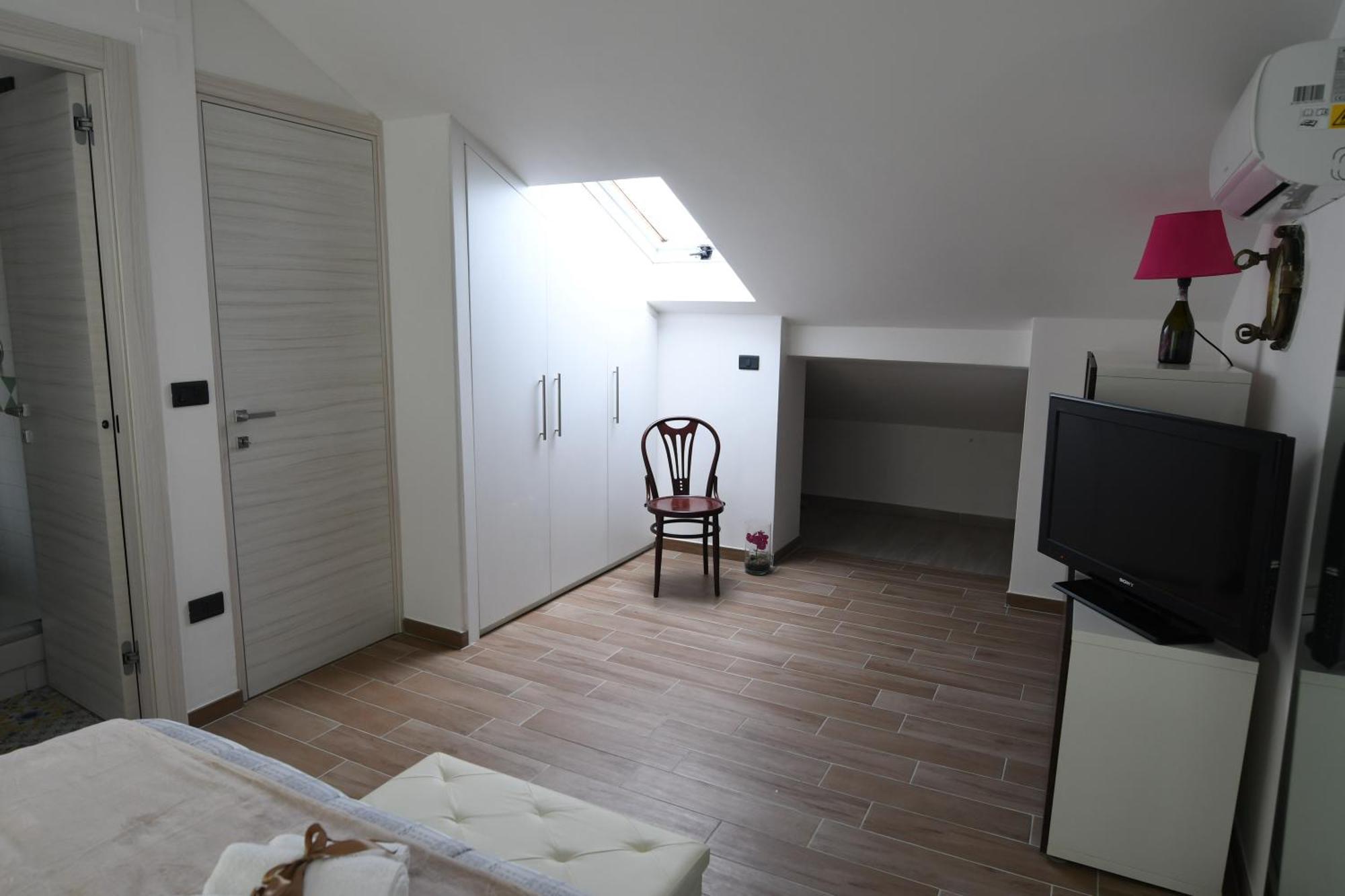 Casa Da Passaro Vicina Ad Ospedale, Stadio E Marina * Salerno
