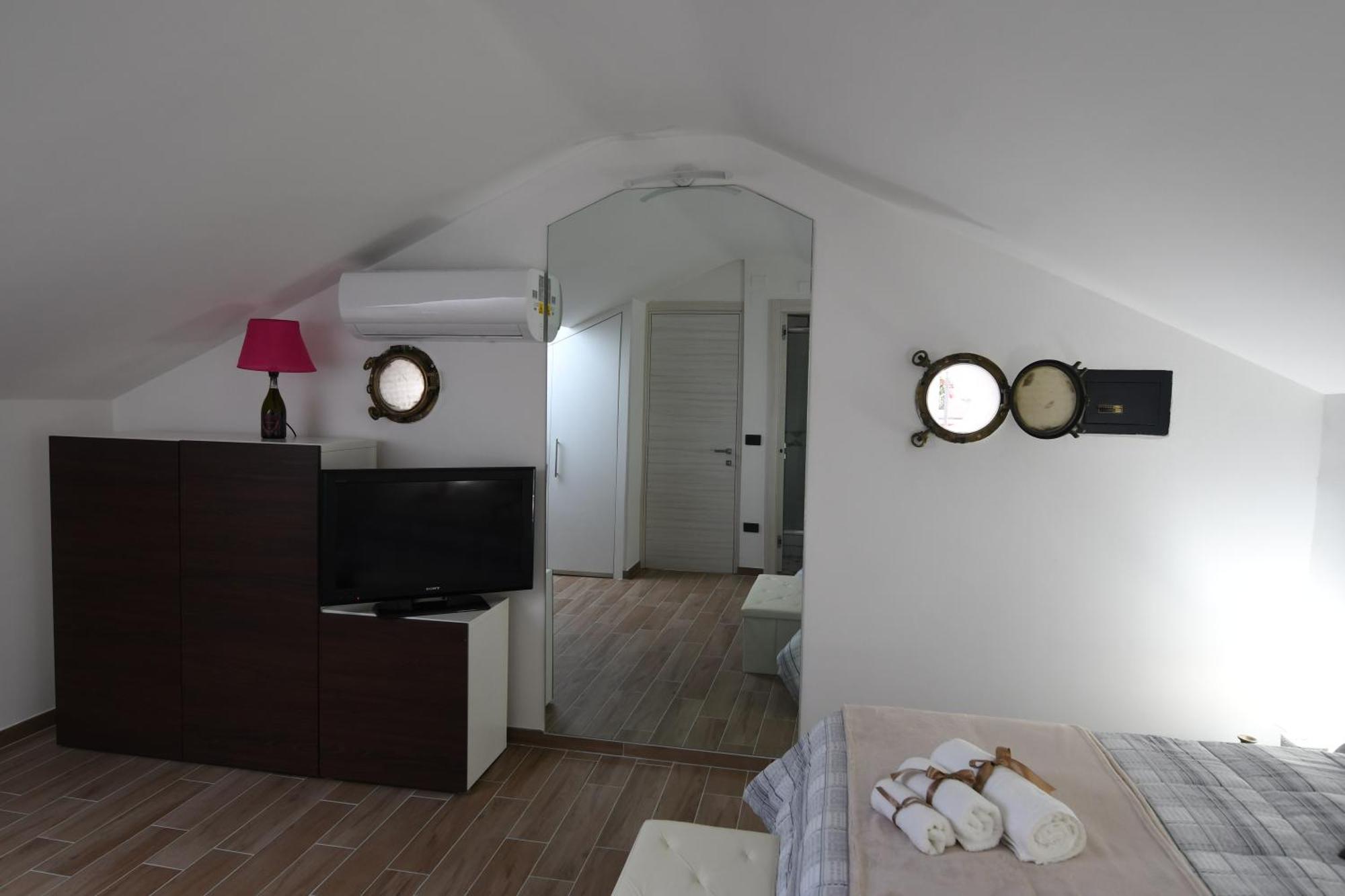 Appartamento Casa Da Passaro Vicina Ad Ospedale, Stadio E Marina Salerno